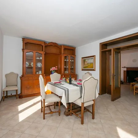 Casa Fronte Isola Ossuccio