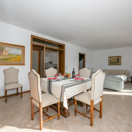 Apartment Casa Fronte Isola *