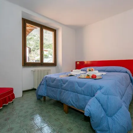 Casa Fronte Isola Ossuccio